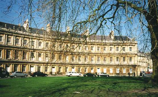 Bath Spa: ein ehedem vornehmer Kurort, in dem u.a. John Wesley ... predigte.